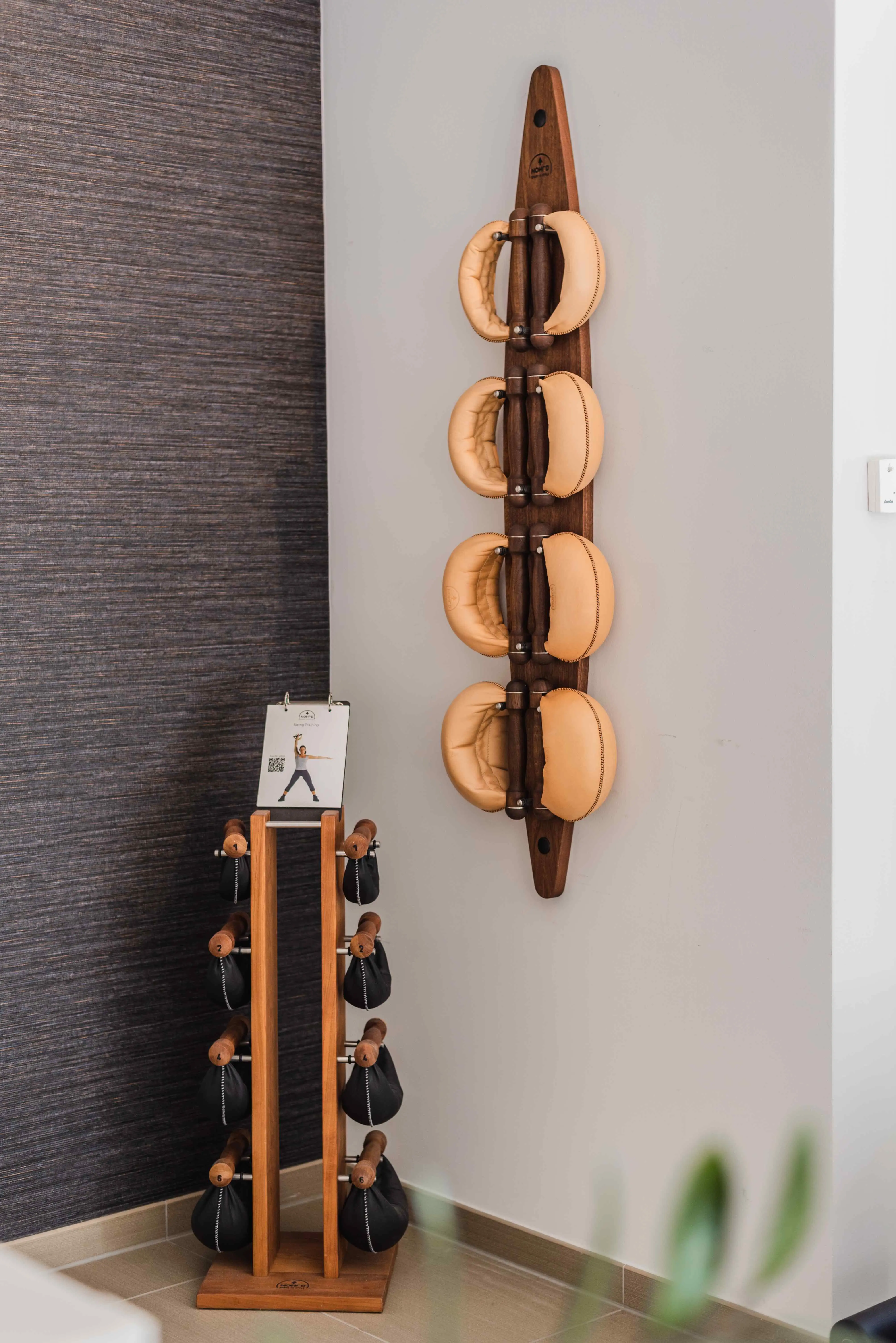 {"sl":"","hr":"","en":""}